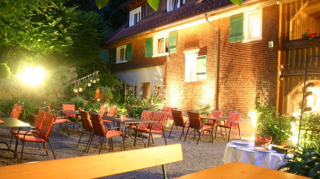 Hotel Gasthaus Schaefle เบือร์เซอร์แบร์ก ภายนอก รูปภาพ