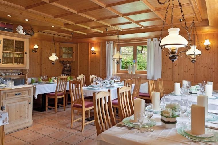 Hotel Gasthaus Schaefle เบือร์เซอร์แบร์ก ภายนอก รูปภาพ
