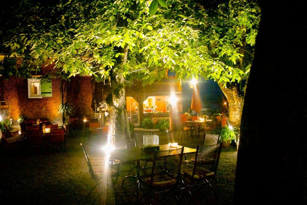 Hotel Gasthaus Schaefle เบือร์เซอร์แบร์ก ภายนอก รูปภาพ